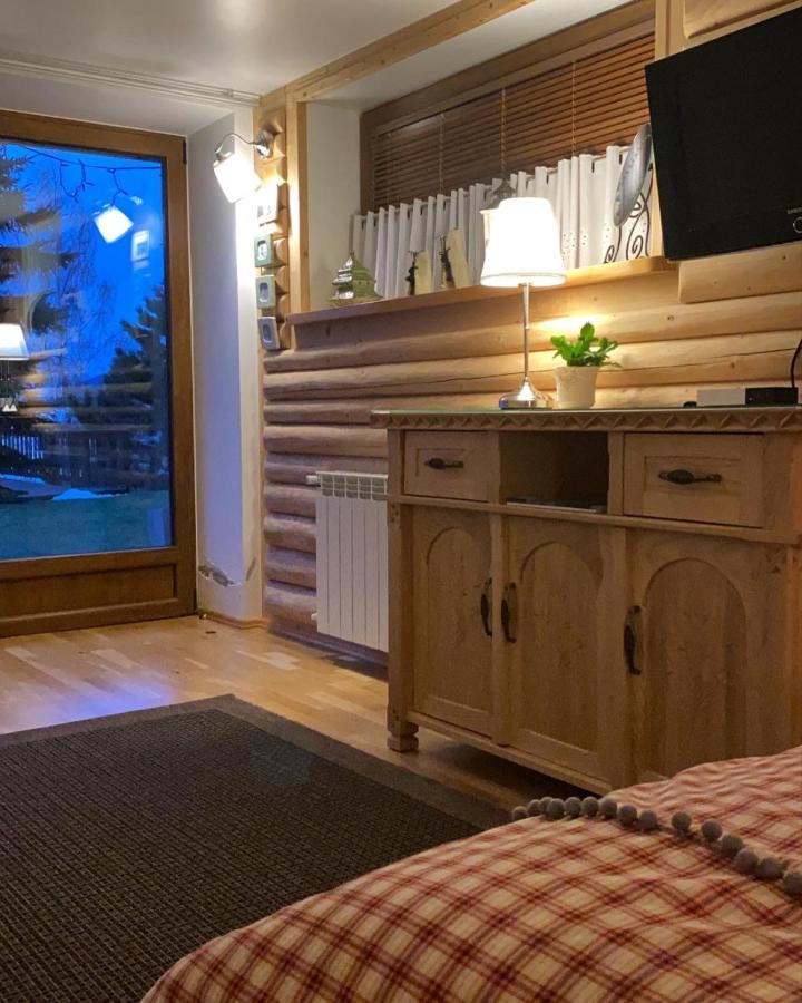 Siumno Izba B&B Brzegi エクステリア 写真